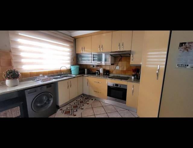 4 BEDROOM CLUSTER FOR SALE IN LIEFDE EN VREDE